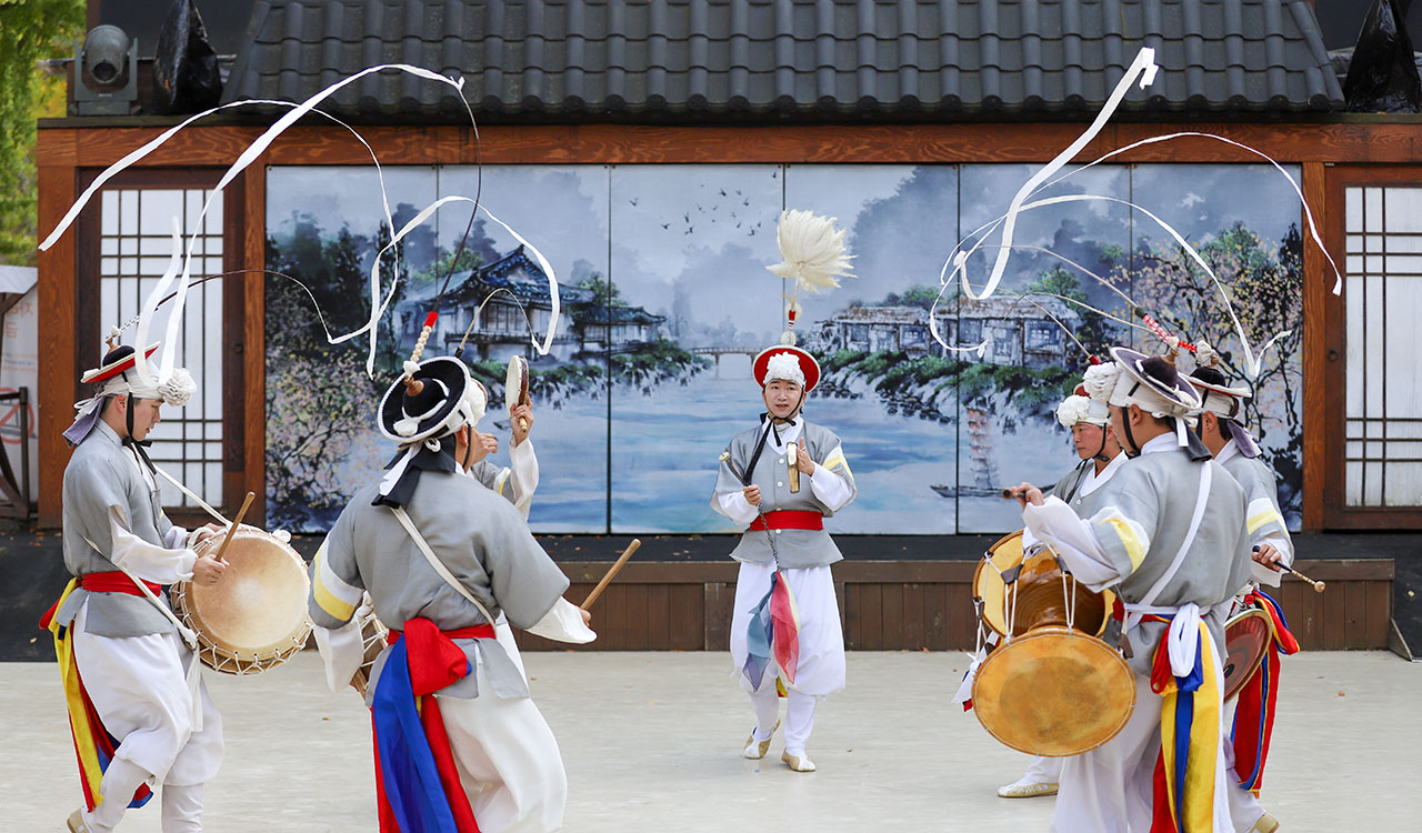 한국민속촌 삼도판굿 이미지