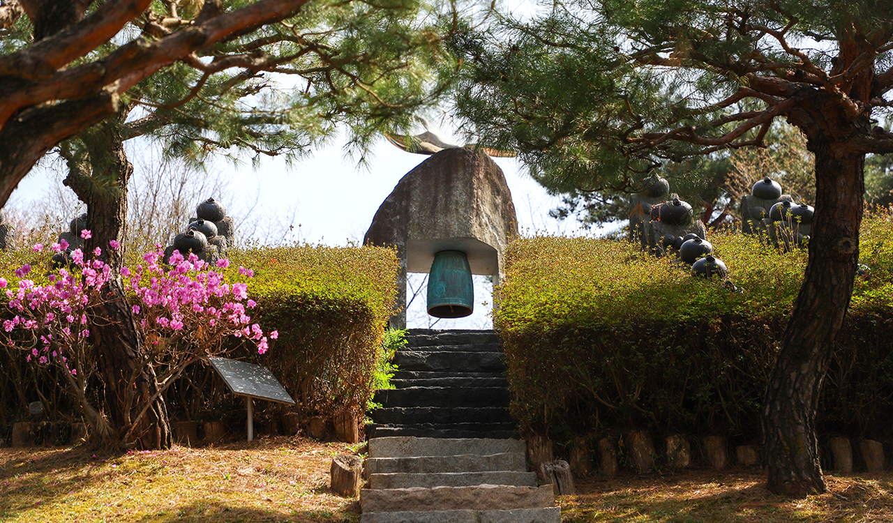 한국민속촌내 조각공원 이미지